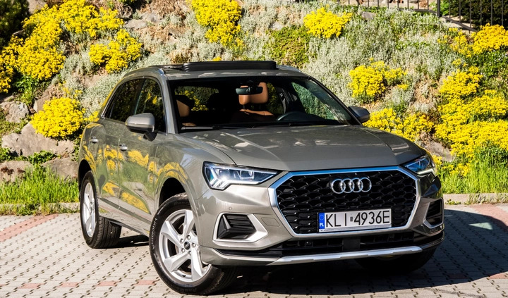 Audi Q3 cena 136500 przebieg: 17000, rok produkcji 2021 z Głuchołazy małe 704